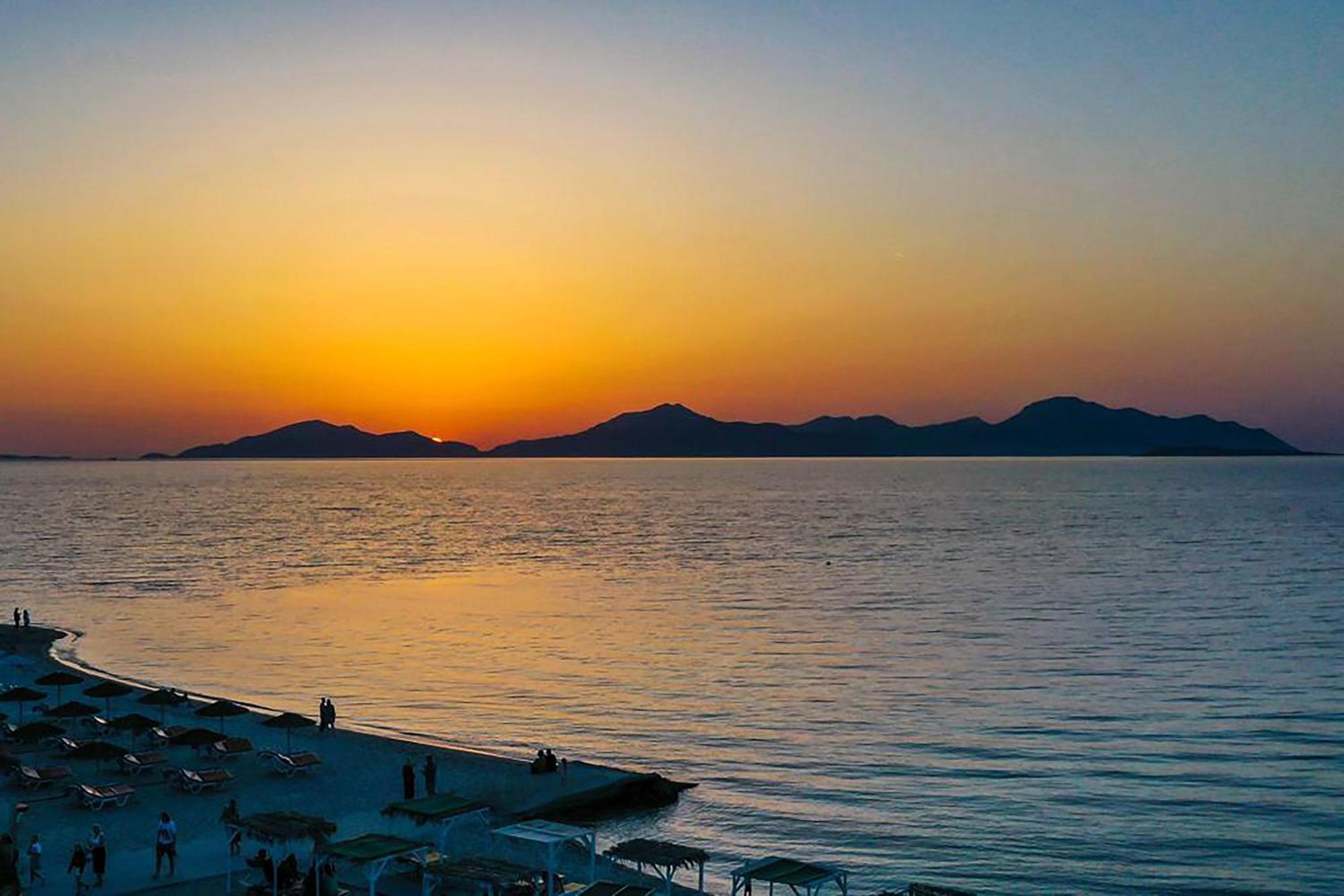 Отель Seaside Marmari Экстерьер фото